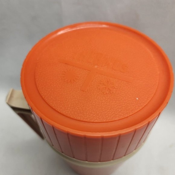Vintage Thermos Hot or Cold Food Container Gold Model 7002 10 oz. - Picture 5 of 6